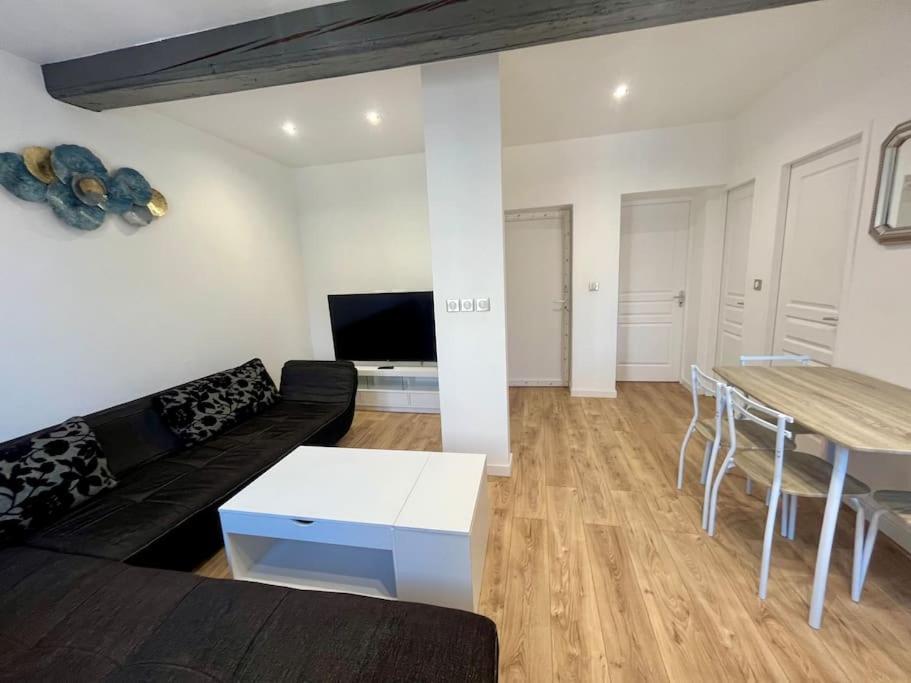 T2 Renove A 15 Min De Lyon Lägenhet Pierre-Bénite Exteriör bild