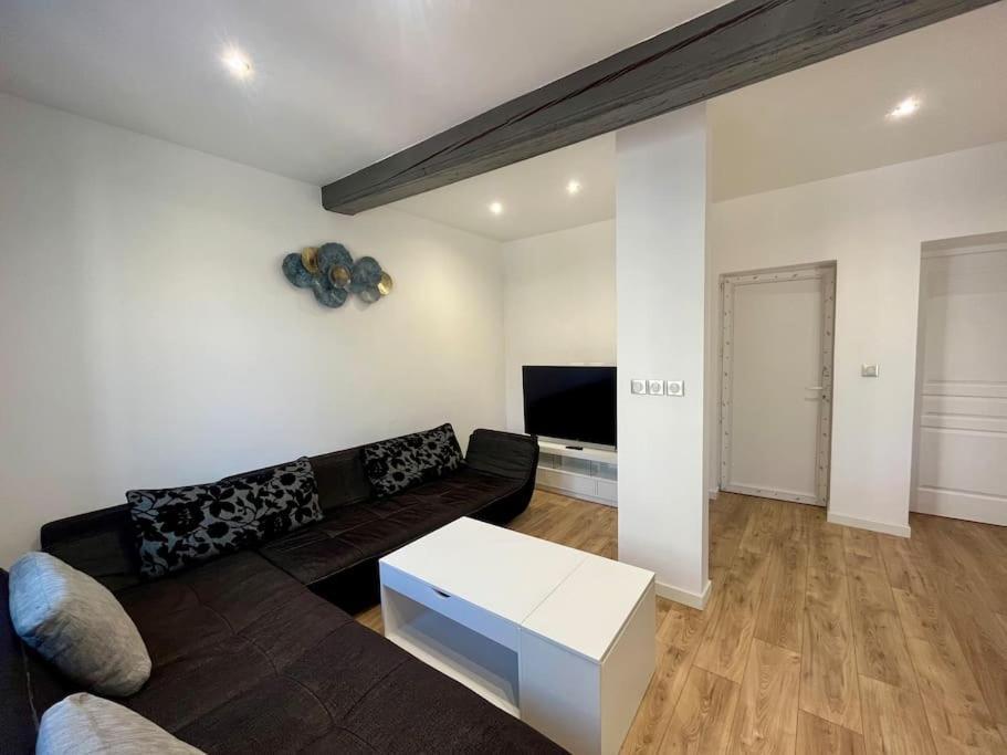 T2 Renove A 15 Min De Lyon Lägenhet Pierre-Bénite Exteriör bild
